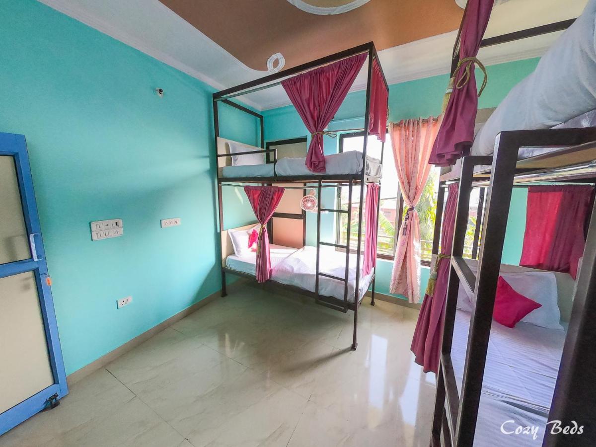 Hostel Cozy Beds Rishīkesh Exteriör bild